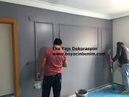 Yağlı boyadan su bazlı boyaya geçmek için ilk önce zemine ince bir zımpara yapılır. Subazli Boyanin Ustune Yagli Boya Yapilirmi
