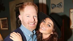 Jesse Tyler Ferguson Tributes 'Modern Family' French Bulldog After Sudden  Death