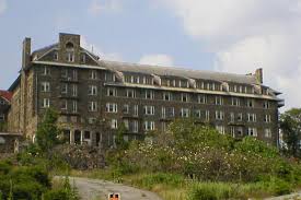 Abandoned hotel from all over the world. Abandoned Hotels And Airports You Won T Want To Check In To Loveexploring Com