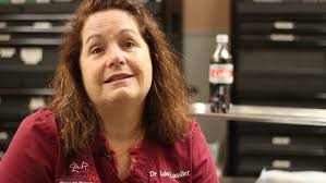 Lois Lassiter's Instagram, Twitter & Facebook