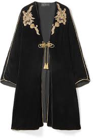 Judging by the structure and design of the box, it's clear that there's a significant attention to detail with this product. Modern Witch Fashion Gothic Fall Fashion