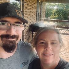 What is the best time to visit Dollywood to avoid crowds?