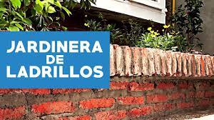 Las jardineras con palets se han vuelto muy populares recientemente. Como Hacer Una Jardinera De Ladrillos Youtube