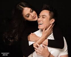 Deretan rekomendasi cream penghilang flek hitam membandel di wajah. 30 Ide Keren Prewedding Tema Baju Hitam Putih Flatpop Megan