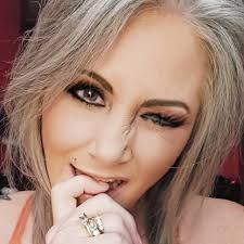 Laura Jasper💋 (@enticing_u_xox) • Instagram photos and videos