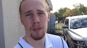 Beathard comes through for Hawkeyes