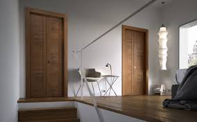Nel nostro showroom troverai un a vasta gamma di modelli e soluzioni di porte garofoli, che vanno dalle classiche in legno massiccio ai prodotti di design in alluminio con finitura. Folding Doors Wood Glass Laminate Collections Garofoli