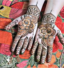 Bridal Mehndi For Hands Follow Me And You Won T Miss The Best Ideas For Your Mehndi Designs Ekasav Wedd Mehndi Designs Rose Mehndi Designs Legs Mehndi Design