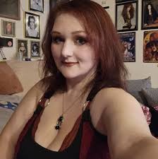 Will hot glued beads and stones stay