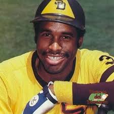 Vladimir Guerrero Jr. sonó su 1er HR de la ALCS y empató a José Bautista  con cuatro jonrónes como miembro de los Blue Jays con más cuadragunlares en  una Postseason.