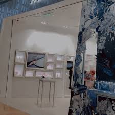 Located at 2nd floor in this regional mall, the 7400sq ft outlet provides a comfortable retail space for shoppers. Pandora Jewelry Store