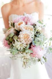 Summer Wedding Flowers Guide Sunshine Coast Weddings With Images Country Wedding Bouquets Wedding Flowers Summer Wedding Bouquets