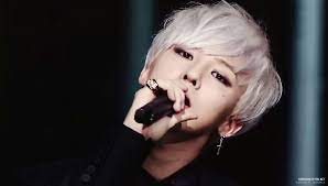 Kpop Idols Kpop Idol Hair Kpop Idols With Silver Hair Kpop Silver Hair Kpop White Hair Gdragon Silver Hair Silver Hair G Dragon Hair