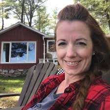 Kim Larocque (KimLarocks@)