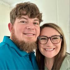 Are kindergarten parents still waiting for calls from teachers in Breaux  Bridge?