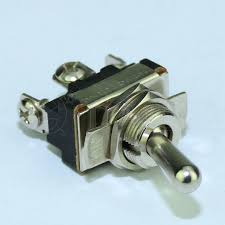 But which one a spdt or a dpdt ? China On Off On 15a Single Pole 3 Way 12v Toggle Switch Photos Pictures Made In China Com