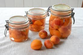Conserve D Abricots Au Sirop Fait Maison Au Fil Du Thym Recette Sirop Fait Maison Abricot Au Sirop Recettes De Cuisine