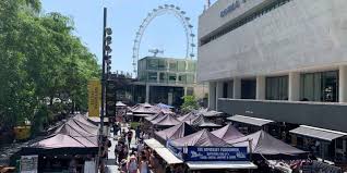 We're here to serve you. Das Southbank Centre Kultur Und Kulinarik Am Ufer Der Themse