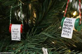 We did not find results for: Make These Diy Christmas List Ornaments Green With Decor