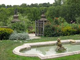 Arts Crafts This Style Of Landscape Design Evolved In England In The Late 19th Century As A Reaction Against Garden History English Garden Landscape Design