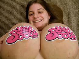 Exclusive Interview With Yesboobs! | Sexcraftboobs