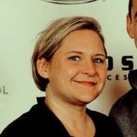 200+ "Jen Barr" profiles