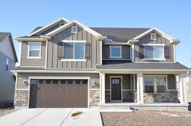 Your zip code will customize this website to show the unique combination of james hardie products and colorplus® colors available where you live. James Hardie Color Schemes Traditional Exterior Salt Lake City By Fieldstone Homes Inc Houzz