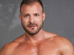 Ator pornô que gravou com Juninho Alecio gera polêmica: Tenho fetiche em  ser um deus