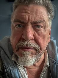 Mark Walzer's Instagram, Twitter & Facebook