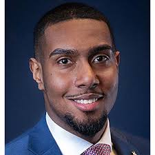 Financial Advisor SEAN MOORE serving NEW YORK, NEW YORK