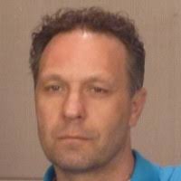 100+ perfiles de «Antosch»