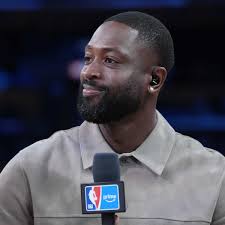 Dwyane Wade Unsurprised by Steph Curry's Under Armour Split