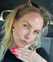 Jordan Raines's Instagram, Twitter & Facebook