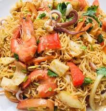Pampering myself with kerabu maggi, one of my favorite thai food. Kelantan Kerabu Maggi Thai Masam2 Pedas Buat Sendiri Facebook