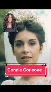 Jacinda Ross's Instagram, Twitter & Facebook