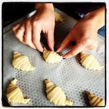 Croissants Maison Pate Feuilletee Levee Rapide Recette Recettes De Cuisine Croissants Maison Alimentation