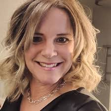 Deborah Lowman's Instagram, Twitter & Facebook