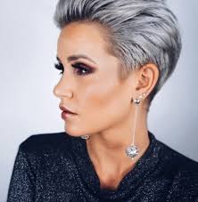 For motivation on cool hairstyles and styles, take a look at these trendy curtain haircut styles to hop on your the curtain hairstyle was among one of the most preferred hairdos throughout the 1990s. 57 Short Hairstyles That Will Slay The Hair Game Forever Estelles Secret