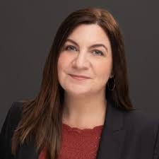 Jennifer Hendrie's Instagram, Twitter & Facebook