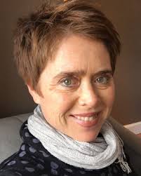 Emily Sequeira's Instagram, Twitter & Facebook