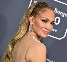 Фотогалерея дженнифер лопес содержит 9730 фото высокого качества. Jennifer Lopez Is Looking For Houses In L A After Ben Affleck Reunion