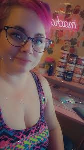 Ashley Dole's Instagram, Twitter & Facebook