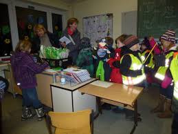Peter Hartling Schule St Martinszug