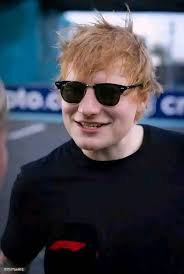 HI honey will you be My Valentine💞🎁🧨🎻😘😘 Send me A friend request okay  my dear Fans 🍁🍁🌺🥀🌹🌼🌻🌼🌻🍿🍿⭐