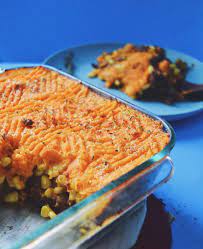 If You Re Craving A Bit Of Comfort Food Today Try Making This Shepherds Pie Like Vegeparty Using Our Yves Ve Recipes Delicious Vegetarian Vegetarian Recipes