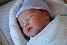 Zaczerwieniona skóra malca cię wystraszyła? Uspokajamy