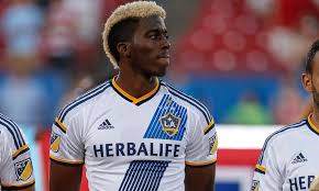 2015 what'cha got (tv series) self. Zardes Staying With La Galaxy Today S Corner Kick Voetbal Voetballers