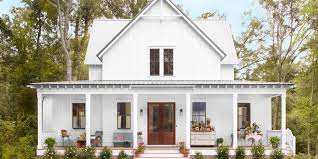 Revolves around the true story of a fateful night in august 1985 when five members of the same family are murdered at an essex farmhouse, and the ensuing police investigation and court case that follows. Why Farmhouses Are White The History Of Whitewashing