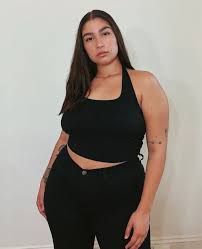 instagram com javierittaaa in 2020 curvy girl fashion curvy girl outfits curvy outfits