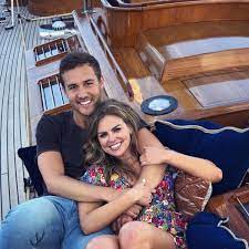 The Bachelorette Host Chris Harrison I Know Some Truths About Peter Weber S Girlfriend Break Up That We Ll Explai Hannah Brown Chris Harrison Bachelorette